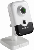 2 Мп IP видеокамера Hikvision DS-2CD2423G0-IW (2.8 мм)